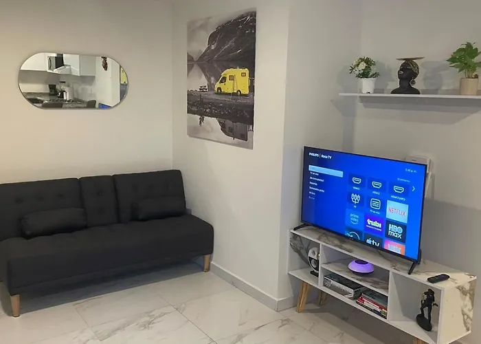 Depa De Lujo 2 Recamaras Cerca Del Aeropuerto Y Estadio Gnp, Gym, 2 Banos, Wifi Apartment *